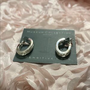 NWOT Museum Collection Silver Tone Hoop Earrings for Sensitive Ears!